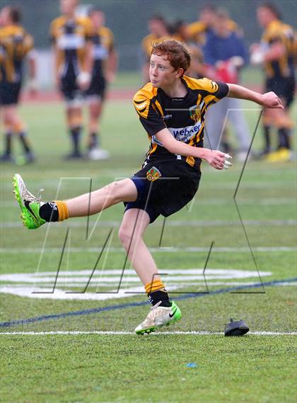 Thumbnail 1 in New London vs Madison (Division 2 Semifinal) photogallery.