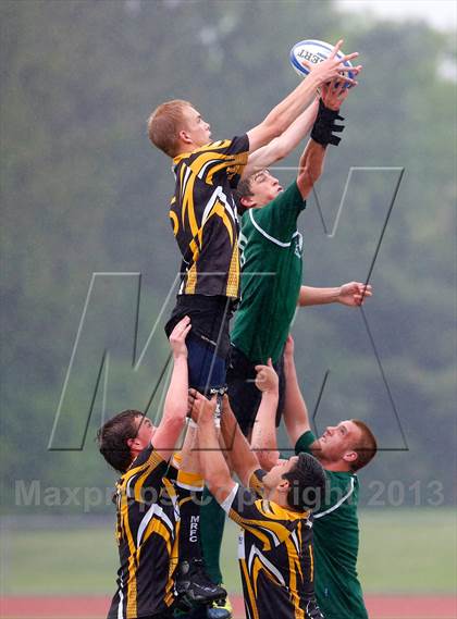 Thumbnail 1 in New London vs Madison (Division 2 Semifinal) photogallery.