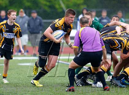 Thumbnail 3 in New London vs Madison (Division 2 Semifinal) photogallery.