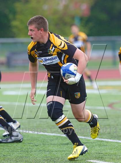 Thumbnail 1 in New London vs Madison (Division 2 Semifinal) photogallery.