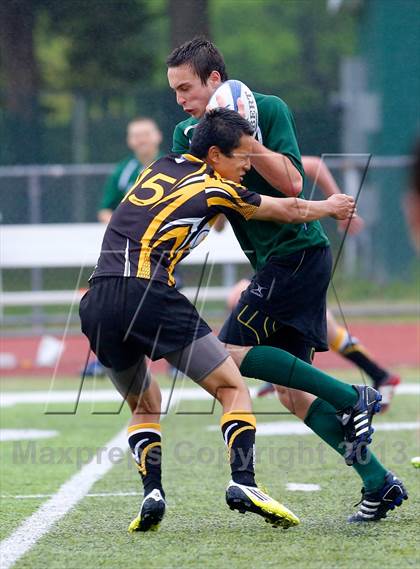 Thumbnail 3 in New London vs Madison (Division 2 Semifinal) photogallery.