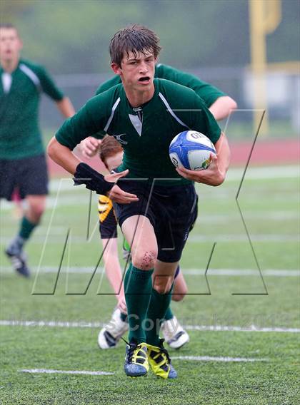 Thumbnail 3 in New London vs Madison (Division 2 Semifinal) photogallery.