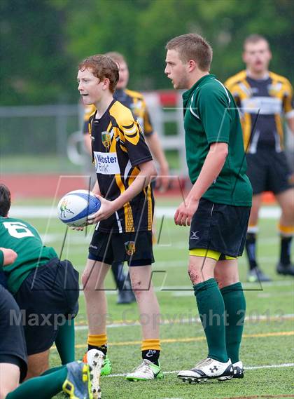 Thumbnail 3 in New London vs Madison (Division 2 Semifinal) photogallery.