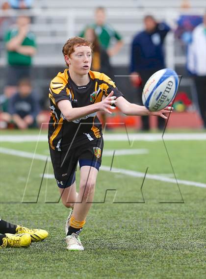 Thumbnail 2 in New London vs Madison (Division 2 Semifinal) photogallery.