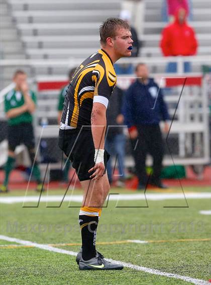 Thumbnail 2 in New London vs Madison (Division 2 Semifinal) photogallery.