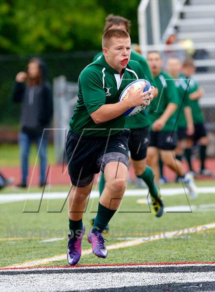 Thumbnail 2 in New London vs Madison (Division 2 Semifinal) photogallery.