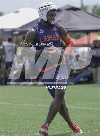 Thumbnail 1 in Lamar vs Lamar (Texas State 7 on 7) photogallery.