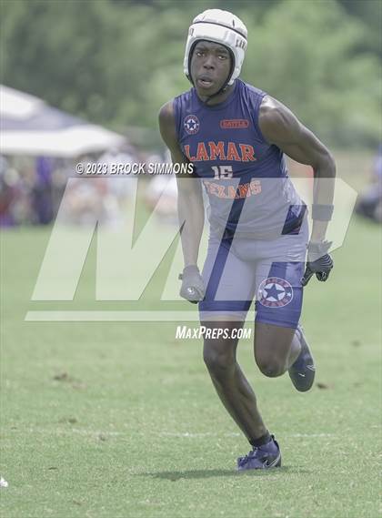 Thumbnail 3 in Lamar vs Lamar (Texas State 7 on 7) photogallery.