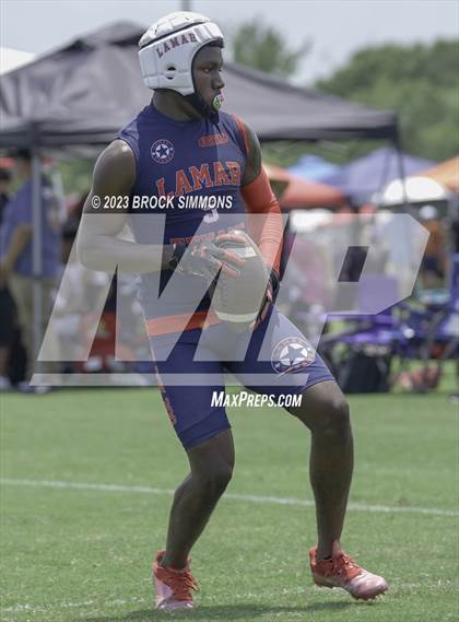 Thumbnail 2 in Lamar vs Lamar (Texas State 7 on 7) photogallery.