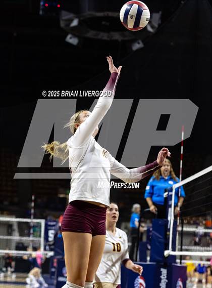 Thumbnail 1 in Windsor vs. University (CHSAA 4A Final) photogallery.