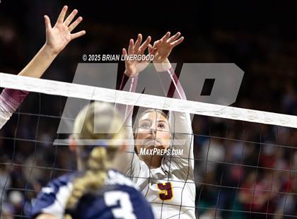 Thumbnail 3 in Windsor vs. University (CHSAA 4A Final) photogallery.