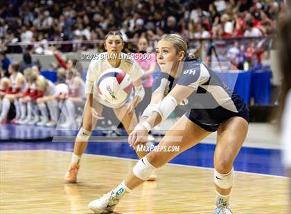 Thumbnail 3 in Windsor vs. University (CHSAA 4A Final) photogallery.