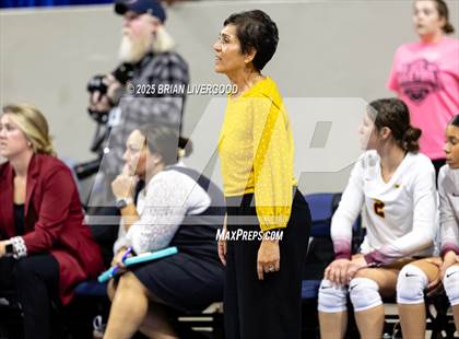 Thumbnail 2 in Windsor vs. University (CHSAA 4A Final) photogallery.