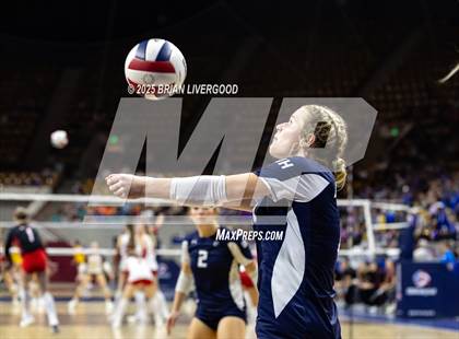 Thumbnail 3 in Windsor vs. University (CHSAA 4A Final) photogallery.