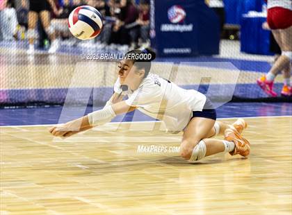 Thumbnail 2 in Windsor vs. University (CHSAA 4A Final) photogallery.