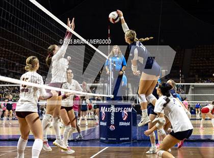 Thumbnail 3 in Windsor vs. University (CHSAA 4A Final) photogallery.