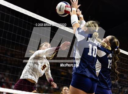 Thumbnail 1 in Windsor vs. University (CHSAA 4A Final) photogallery.