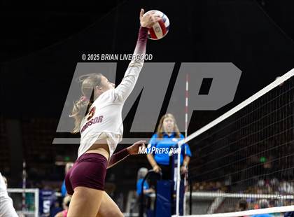 Thumbnail 3 in Windsor vs. University (CHSAA 4A Final) photogallery.