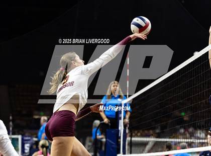 Thumbnail 1 in Windsor vs. University (CHSAA 4A Final) photogallery.