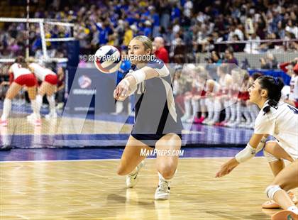 Thumbnail 1 in Windsor vs. University (CHSAA 4A Final) photogallery.