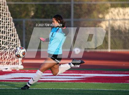 Thumbnail 1 in Crescenta Valley @ Pasadena photogallery.