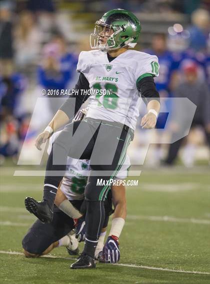 Thumbnail 3 in Folsom vs. St. Mary's (CIF SJS D1 Final) photogallery.