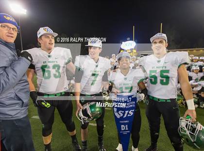 Thumbnail 3 in Folsom vs. St. Mary's (CIF SJS D1 Final) photogallery.