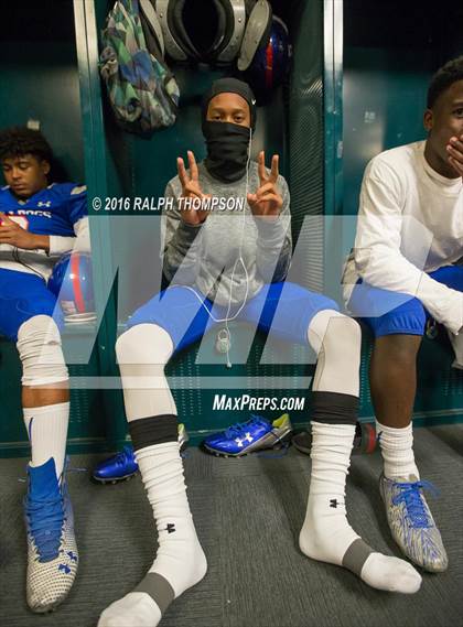 Thumbnail 3 in Folsom vs. St. Mary's (CIF SJS D1 Final) photogallery.