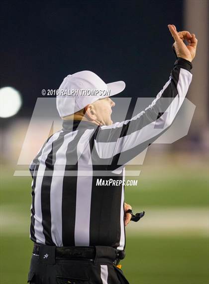 Thumbnail 1 in Folsom vs. St. Mary's (CIF SJS D1 Final) photogallery.