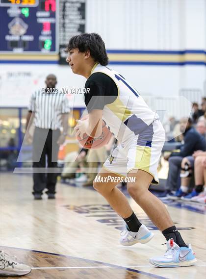 Thumbnail 2 in Woodson @ Perrin-Whitt photogallery.