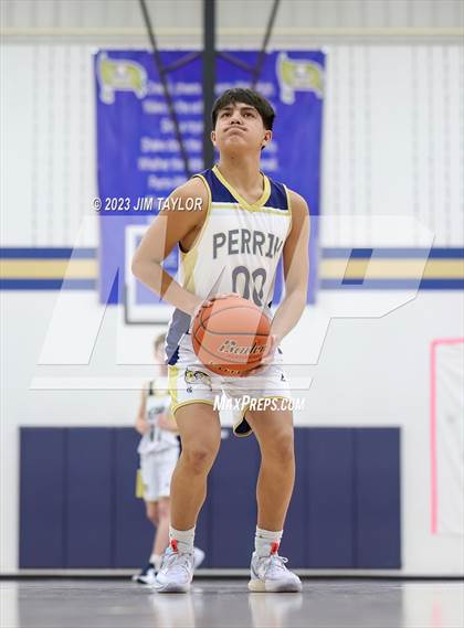 Thumbnail 1 in Woodson @ Perrin-Whitt photogallery.