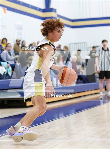 Thumbnail 3 in Woodson @ Perrin-Whitt photogallery.