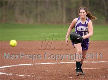 Thumbnail 3 in Hamburg @ Orchard Park photogallery.