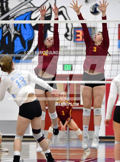 Thumbnail 3 in Menlo-Atherton @ Hillsdale photogallery.