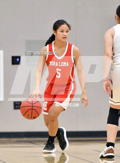 Thumbnail 3 in Mira Loma vs. Natomas (Nighthawk Christmas Classic) photogallery.