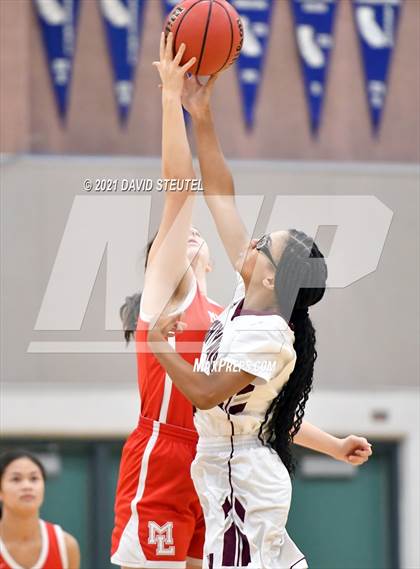 Thumbnail 1 in Mira Loma vs. Natomas (Nighthawk Christmas Classic) photogallery.