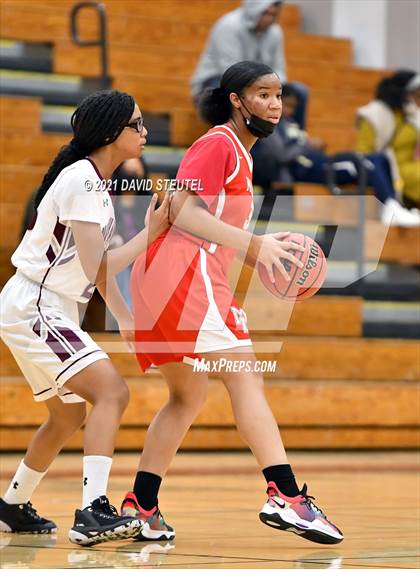Thumbnail 3 in Mira Loma vs. Natomas (Nighthawk Christmas Classic) photogallery.