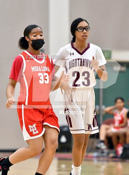 Thumbnail 2 in Mira Loma vs. Natomas (Nighthawk Christmas Classic) photogallery.