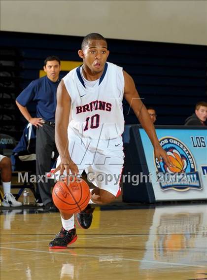 Thumbnail 3 in Pacific Hills vs. Chino Hills (I Have A Dream Classic) photogallery.