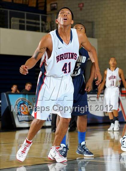 Thumbnail 2 in Pacific Hills vs. Chino Hills (I Have A Dream Classic) photogallery.