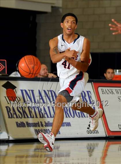 Thumbnail 3 in Pacific Hills vs. Chino Hills (I Have A Dream Classic) photogallery.
