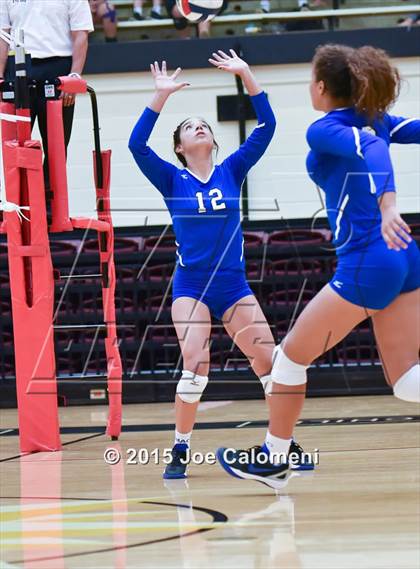 Thumbnail 3 in Boerne-Champion vs  MacArthur [Douglas] (NEISD Tournament) photogallery.