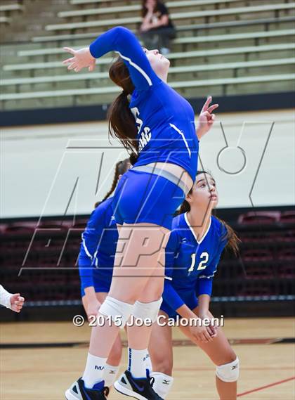 Thumbnail 3 in Boerne-Champion vs  MacArthur [Douglas] (NEISD Tournament) photogallery.