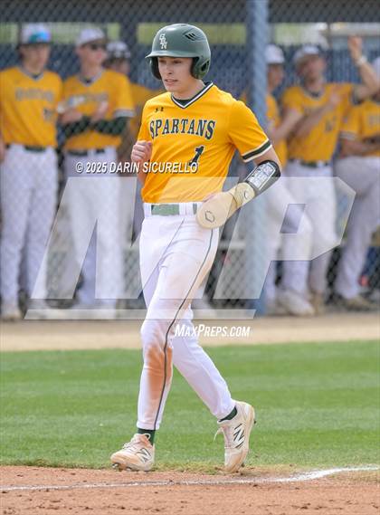Thumbnail 1 in Glenbrook North vs. Redmond (Coach Bob Invitational) photogallery.
