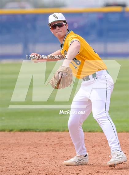 Thumbnail 3 in Glenbrook North vs. Redmond (Coach Bob Invitational) photogallery.