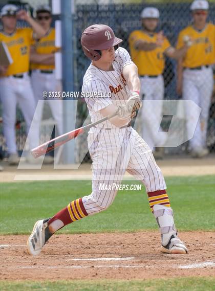 Thumbnail 2 in Glenbrook North vs. Redmond (Coach Bob Invitational) photogallery.