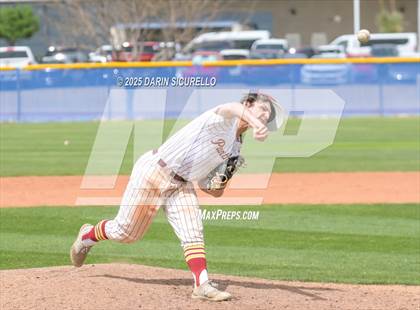 Thumbnail 1 in Glenbrook North vs. Redmond (Coach Bob Invitational) photogallery.