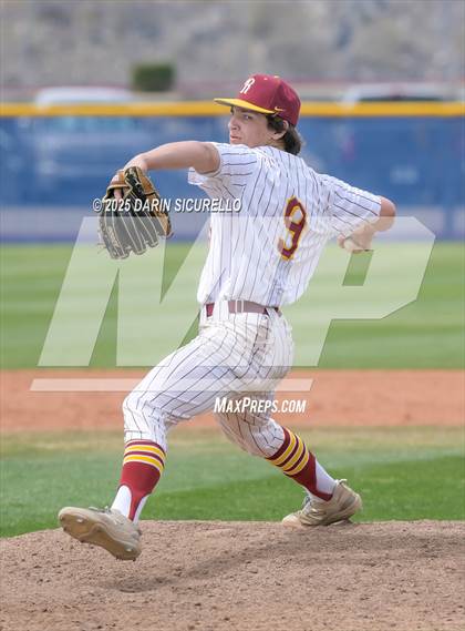 Thumbnail 1 in Glenbrook North vs. Redmond (Coach Bob Invitational) photogallery.