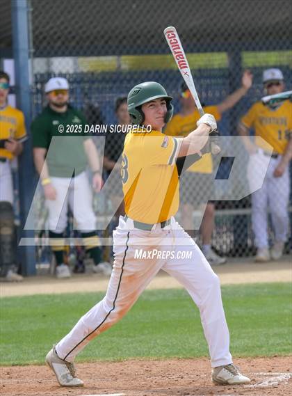 Thumbnail 1 in Glenbrook North vs. Redmond (Coach Bob Invitational) photogallery.