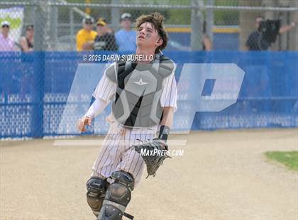 Thumbnail 2 in Glenbrook North vs. Redmond (Coach Bob Invitational) photogallery.